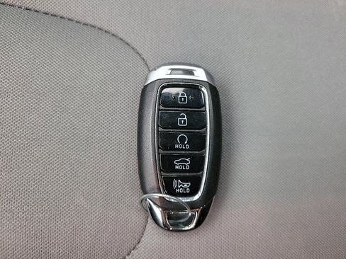 Used 2023 Hyundai Elantra SEL w/ Convenience Package FWD image 32