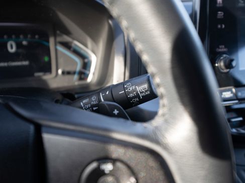 Used 2023 Honda Odyssey EX-L image 14