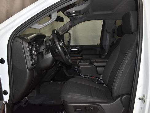 Used 2021 Chevrolet Silverado 2500 LT image 13