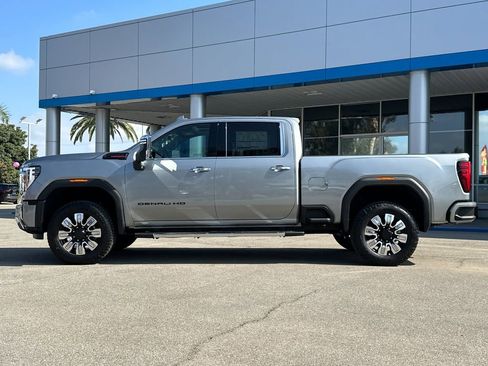 New 2026 GMC Sierra 2500 Denali w/ LPO, Black Badging Package image 2