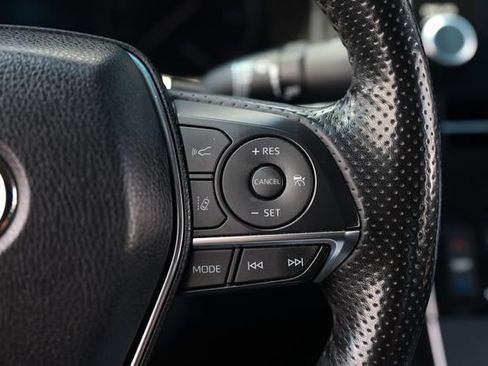 Used 2019 Toyota Avalon Touring FWD image 30