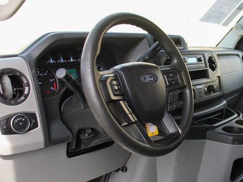 Used 2023 Ford E-450 and Econoline 450 Super Duty w/ Power Windows & Locks Group RWD image 22