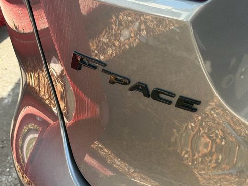 Used 2023 Jaguar F-PACE S AWD/4WD image 4