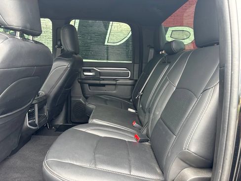 Used 2021 RAM 2500 Big Horn w/ Night Edition AWD/4WD image 23
