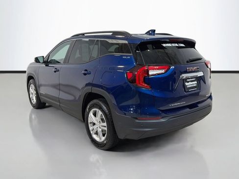 Used 2022 GMC Terrain SLE w/ Driver Convenience Package AWD/4WD image 7