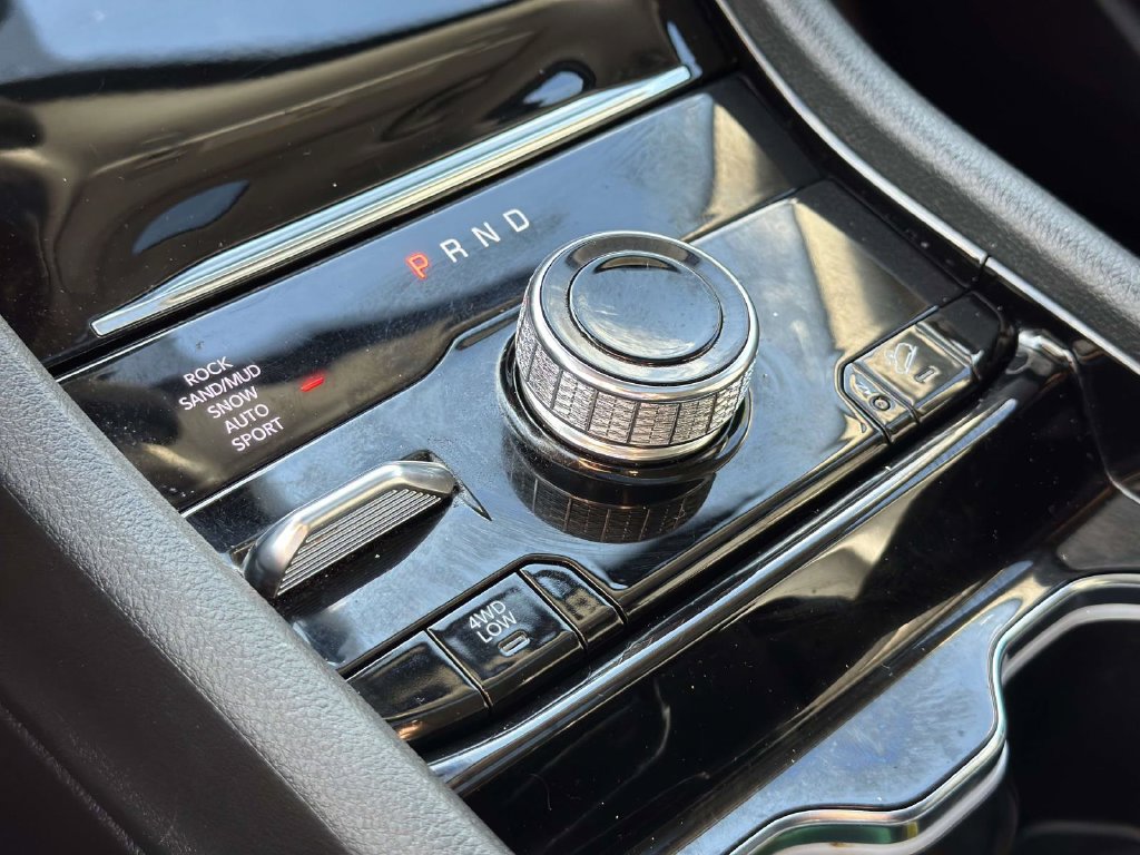 Used 2023 Jeep Grand Cherokee 4WD 4xe image 21
