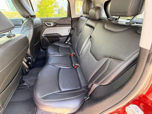 Used 2022 Jeep Compass Latitude image 19