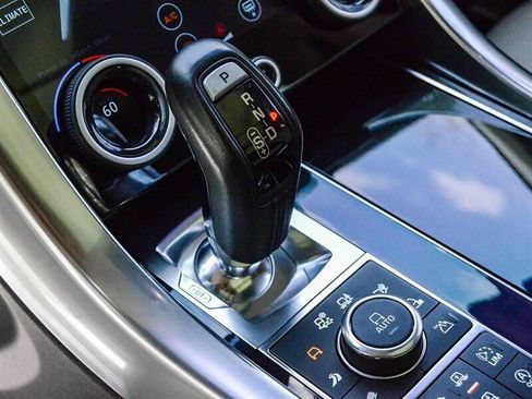 Used 2017 Land Rover Range Rover Sport Autobiography image 30