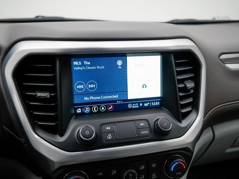 Used 2023 GMC Acadia SLT w/ Preferred Package image 29