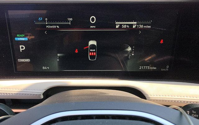 Used 2025 Nissan Ariya AWD image 8