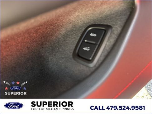Used 2022 Chevrolet Corvette Stingray Coupe w/ 1LT RWD image 19