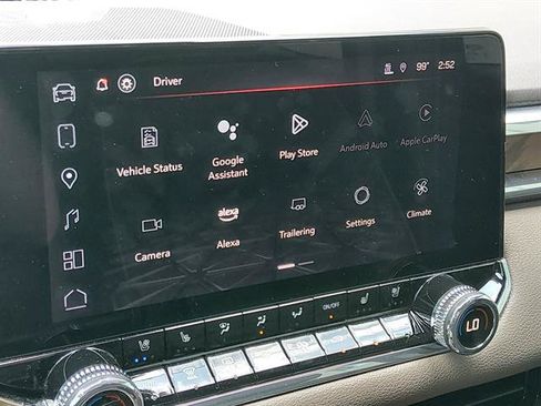 Used 2024 GMC Canyon Denali AWD/4WD image 14