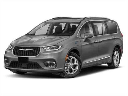 Used 2021 Chrysler Pacifica Touring-L