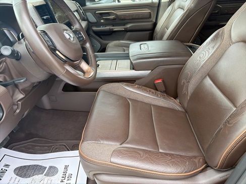 Used 2025 RAM 1500 Limited image 13