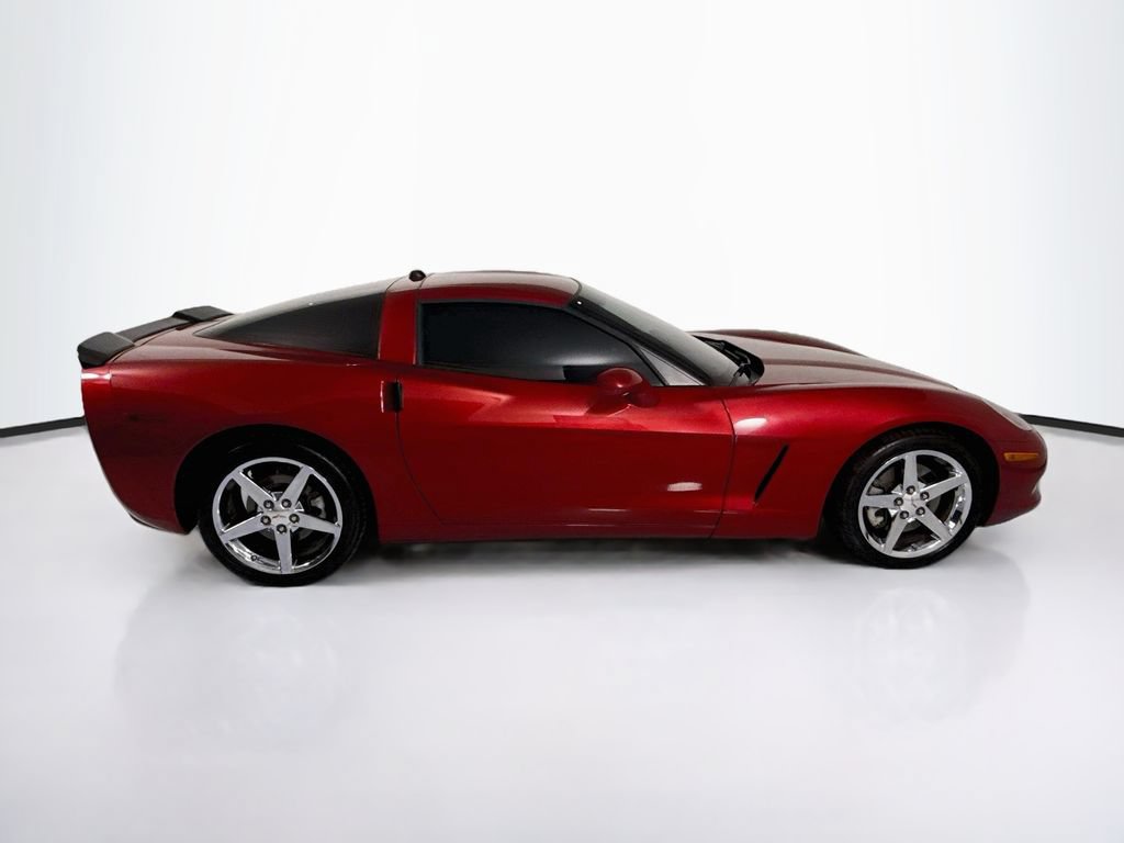 Used 2005 Chevrolet Corvette Coupe w/ Preferred Equipment Group RWD image 4