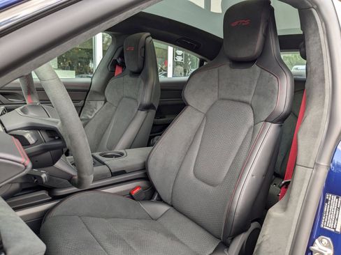 New 2025 Porsche Taycan GTS AWD/4WD image 5