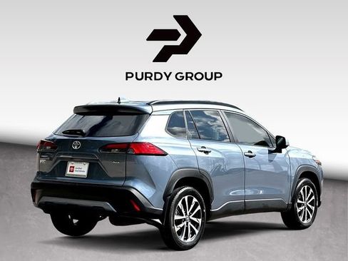 Used 2022 Toyota Corolla Cross XLE w/ Convenience Package FWD image 8