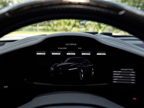 Used 2025 Ferrari Purosangue AWD/4WD image 37