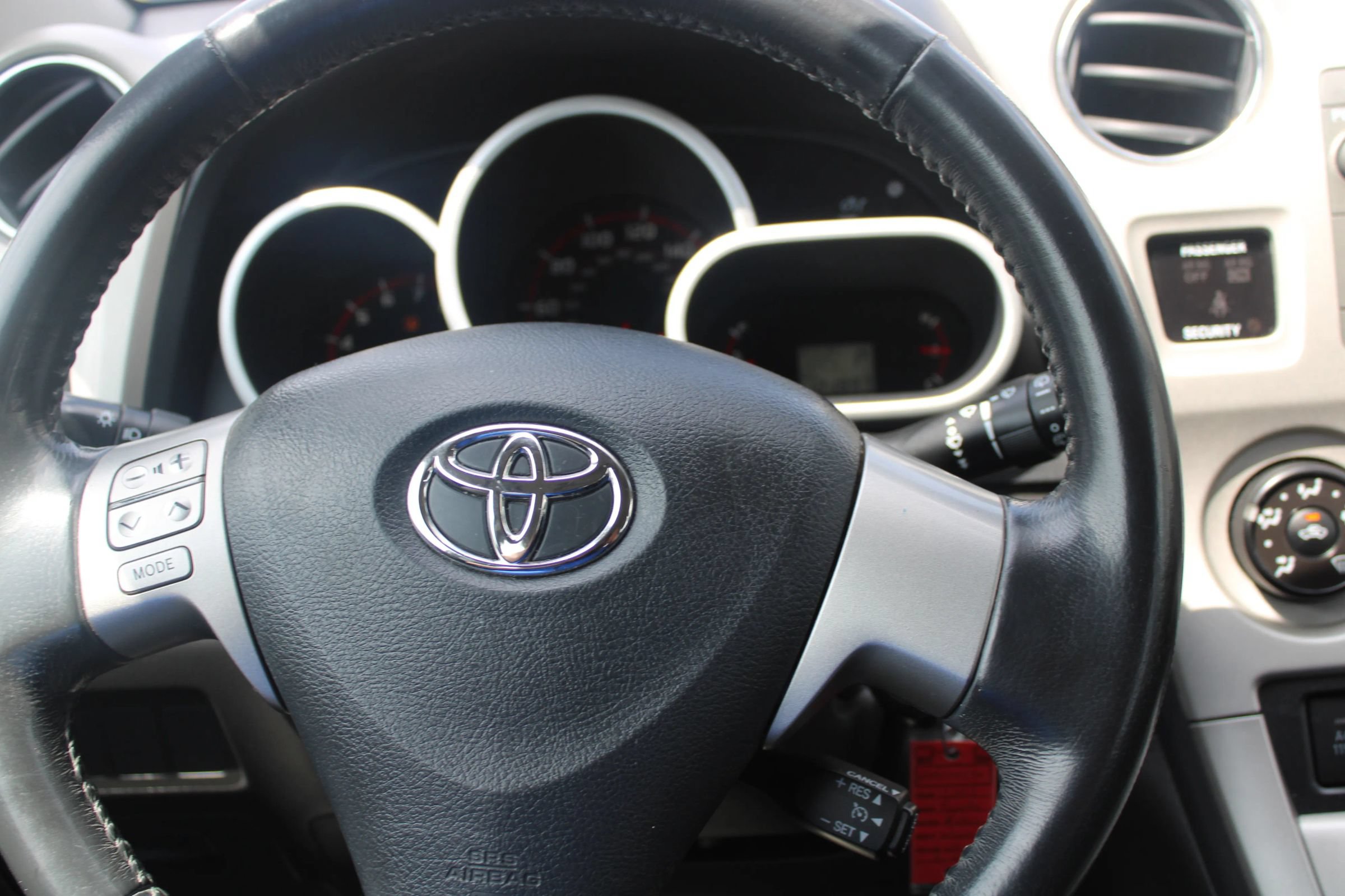 Used 2009 Toyota Matrix S FWD image 12