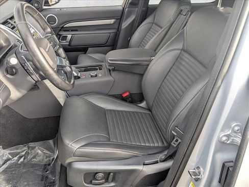 Used 2021 Land Rover Discovery S R-Dynamic image 17