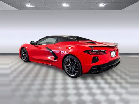 Used 2024 Chevrolet Corvette Stingray Preferred Conv w/ Stealth Interior Trim Package image 3