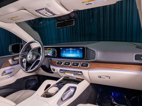 New 2026 Mercedes-Benz GLE 450 4MATIC image 4