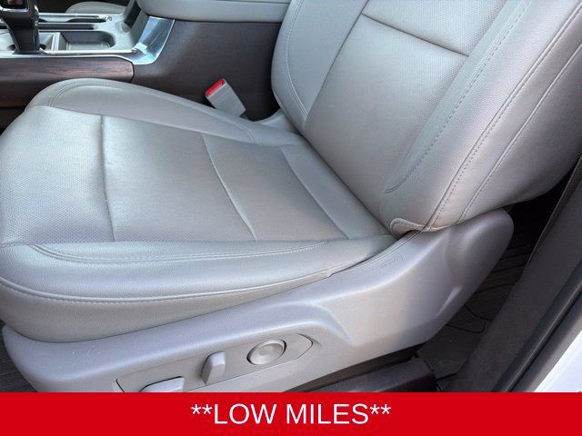 Used 2022 GMC Sierra 1500 SLT AWD/4WD image 13