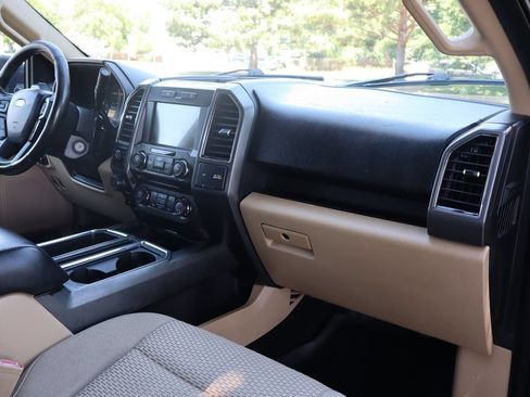 Used 2018 Ford F150 XLT w/ Equipment Group 302A Luxury RWD image 17