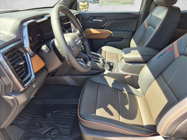 New 2026 GMC Canyon AT4 w/ Technology Plus Package AWD/4WD image 4