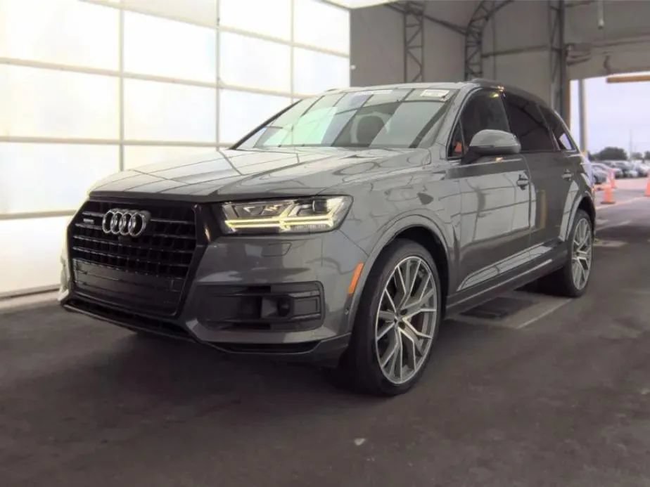 Used 2019 Audi Q7 3.0T Prestige w/ Prestige Package AWD/4WD image 1