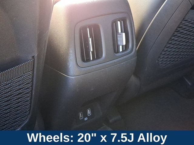Used 2023 Hyundai Santa Cruz Limited AWD/4WD image 19