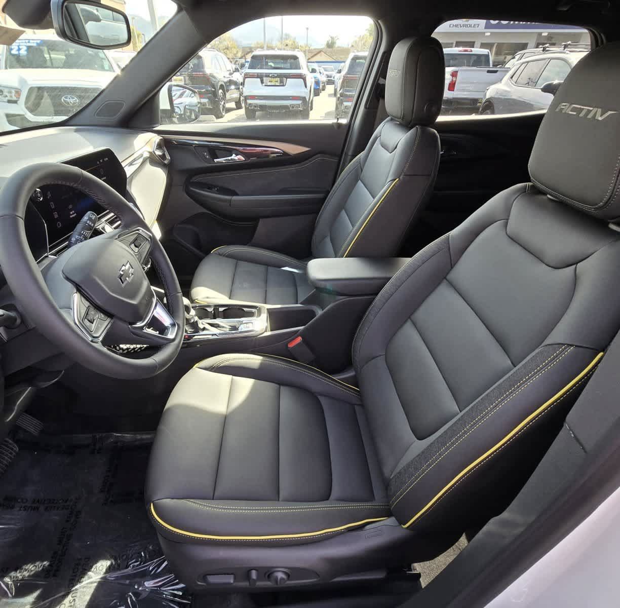 Used 2025 Chevrolet TrailBlazer ACTIV w/ Convenience Package FWD image 38