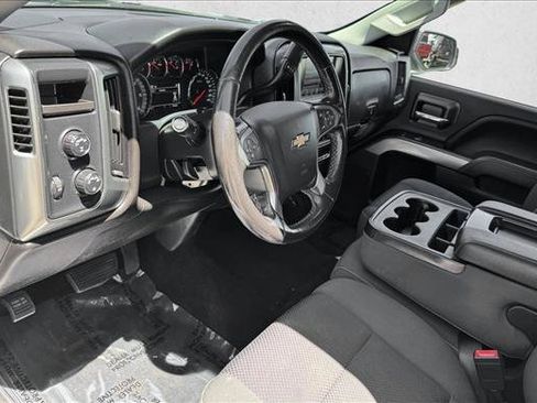 Used 2018 Chevrolet Silverado 1500 LT AWD/4WD image 11
