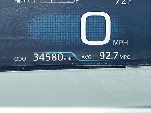 Used 2020 Toyota Prius Prime LE FWD image 12