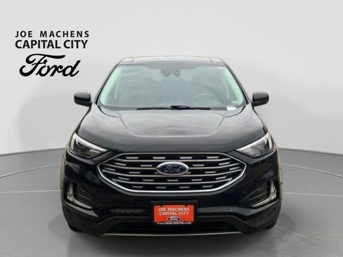 Certified 2022 Ford Edge SEL w/ Convenience Package AWD/4WD image 9