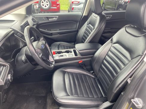 Certified 2022 Ford Edge SEL w/ Convenience Package image 15