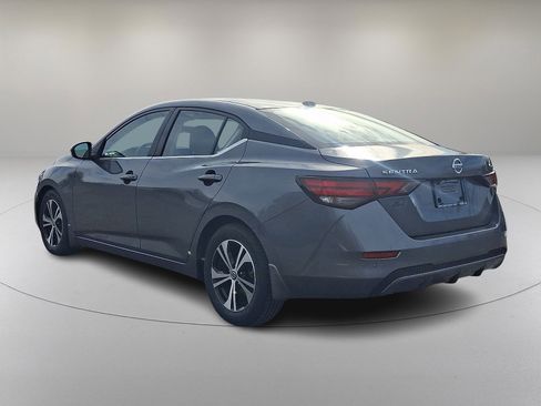 Used 2020 Nissan Sentra SV image 7