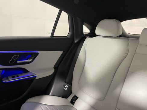 Used 2026 Mercedes-Benz GLC 300 4MATIC image 13