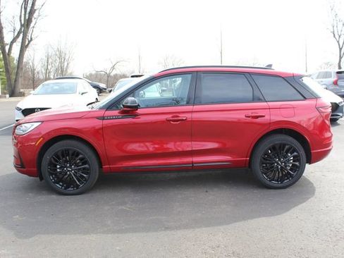 New 2026 Lincoln Corsair Reserve w/ Jet Appearance Package AWD/4WD image 6
