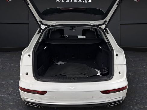 Used 2023 Audi Q5 2.0T Premium w/ Convenience Package image 14