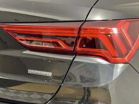Used 2025 Audi Q3 2.0T Premium w/ Convenience Package image 25