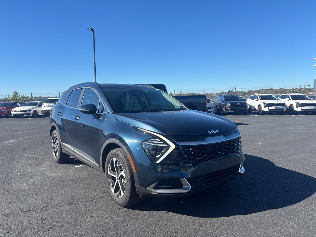 Used 2025 Kia Sportage EX AWD/4WD image 1