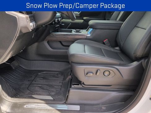 New 2026 GMC Sierra 2500 SLT w/ SLT Convenience Package AWD/4WD image 9