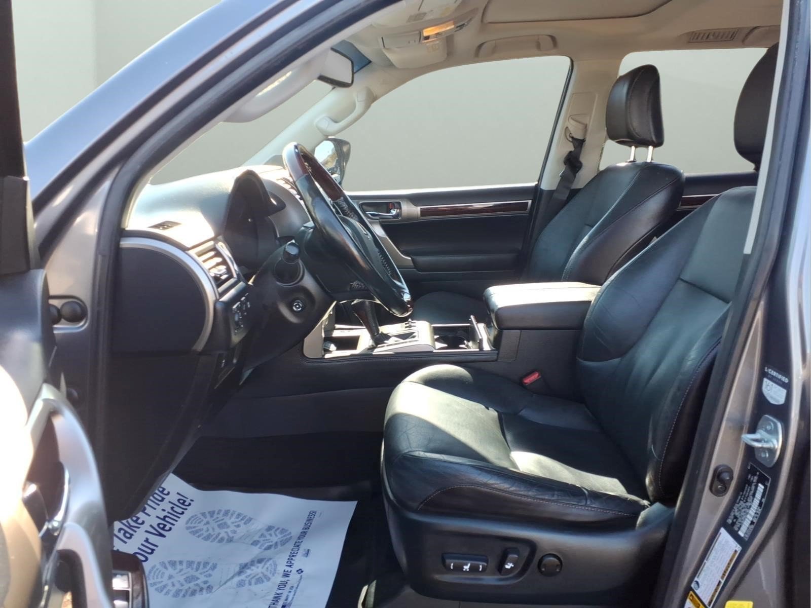 Used 2017 Lexus GX 460 Premium w/ Premium Package AWD/4WD image 25