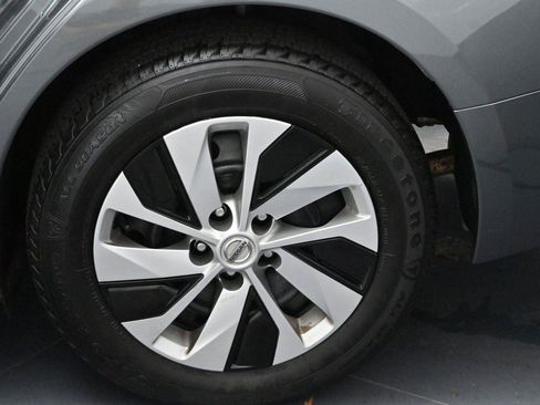 Used 2022 Nissan Altima 2.5 S FWD image 29