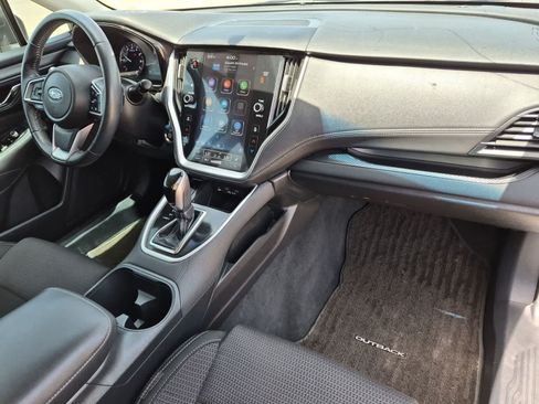 Used 2022 Subaru Outback Premium AWD/4WD image 27