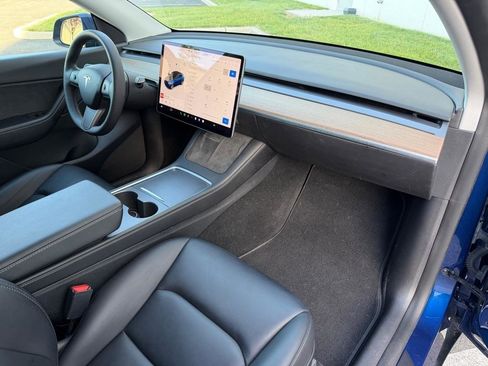 Used 2022 Tesla Model Y Long Range AWD/4WD image 15