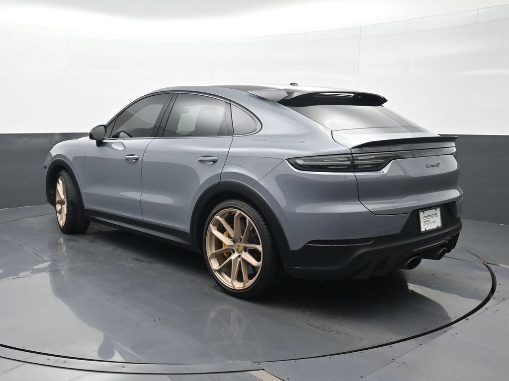 Used 2023 Porsche Cayenne Turbo GT AWD/4WD image 3