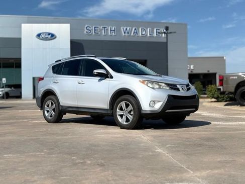 Used 2015 Toyota RAV4 XLE FWD image 1