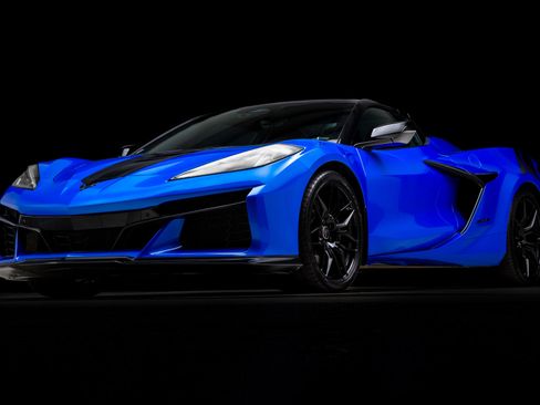 Used 2024 Chevrolet Corvette Z06 image 11